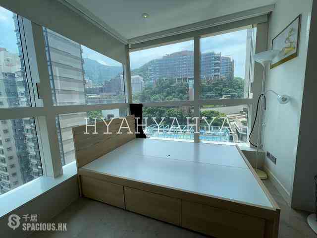 Shek Tong Tsui - Eight South Lane 04