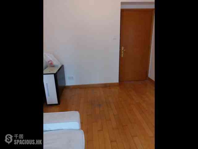 Sheung Wan - Queen's Terrace Block 1 03