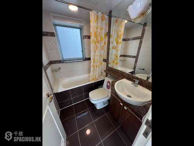 Tsim Sha Tsui - The Victoria Towers Tower 3 05
