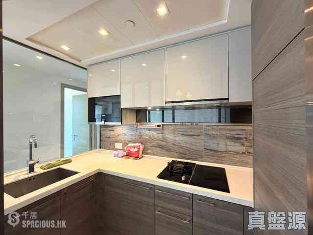 Tseung Kwan O - The Wings Ocean Wings Block 5 08