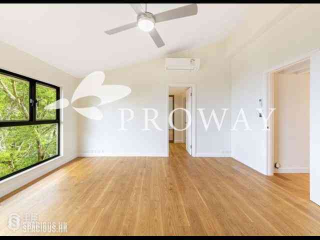 The Peak - Strawberry Hill 05