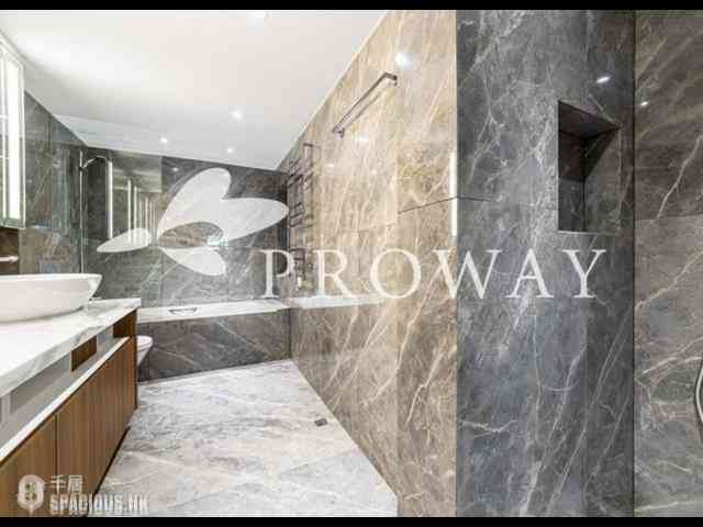 The Peak - Strawberry Hill 10