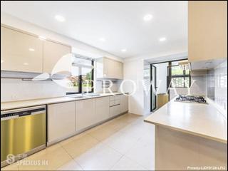 The Peak - Strawberry Hill 12