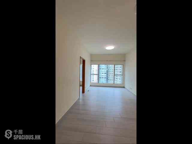 West Kowloon - The Waterfront 11