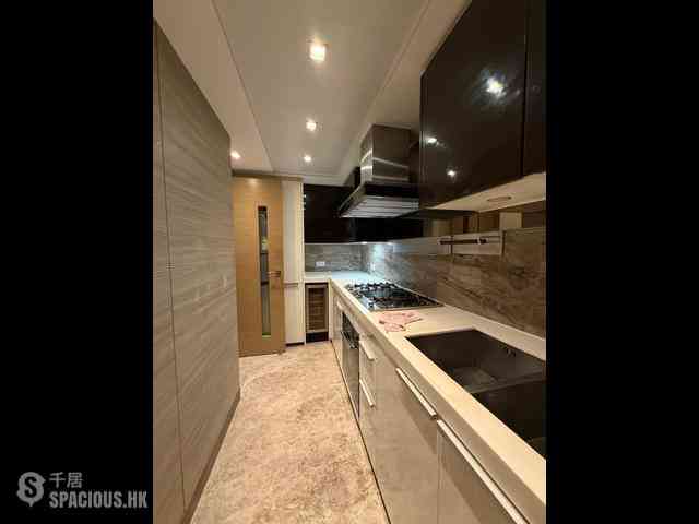 Tseung Kwan O - The Wings Ocean Wings Block 2 08