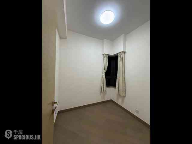 Tseung Kwan O - The Wings Ocean Wings Block 2 18