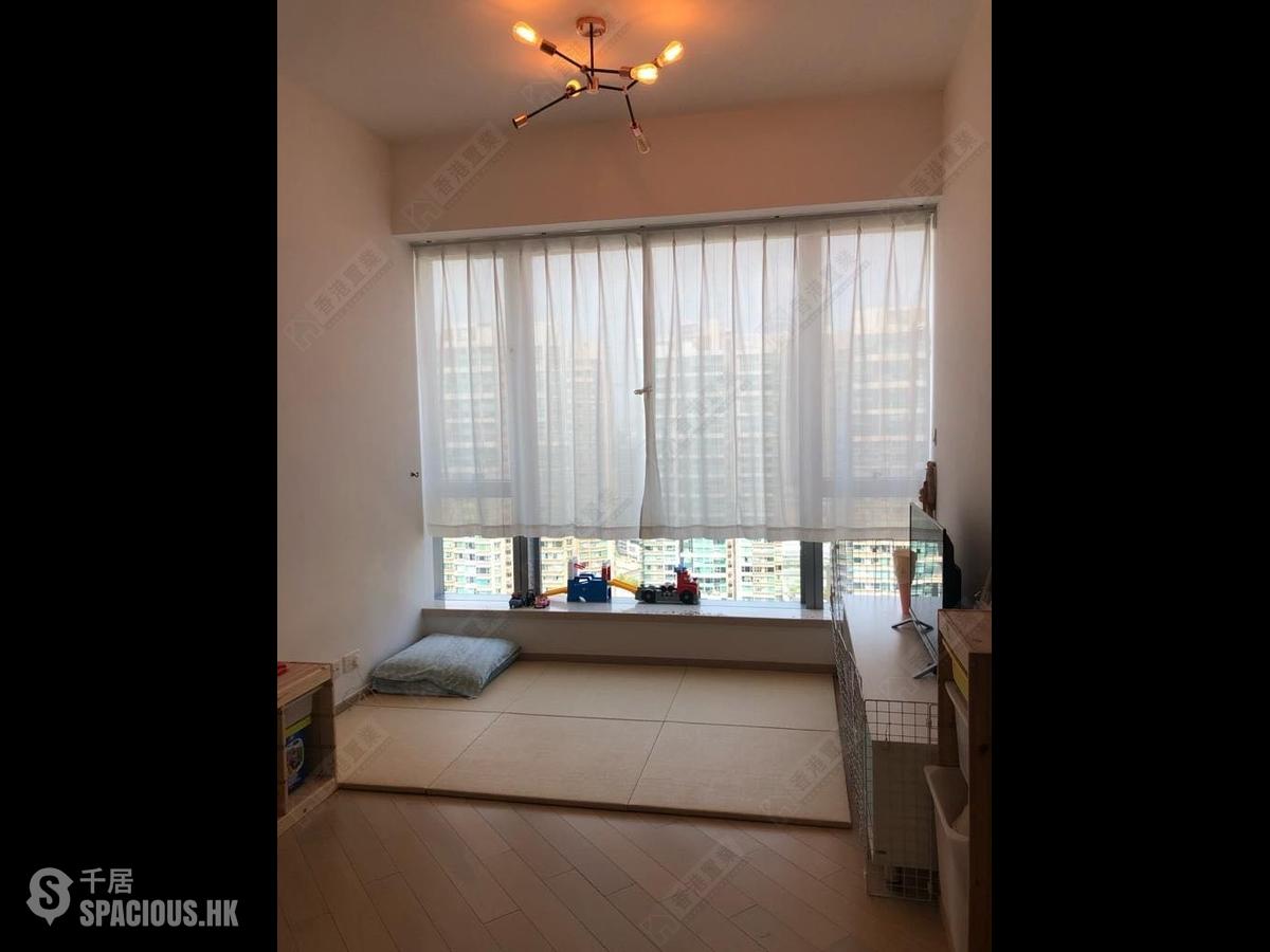 West Kowloon - The Cullinan (Tower 21 Zone 6 Aster Sky) 01
