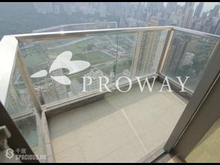 Happy Valley - Broadwood Twelve 02