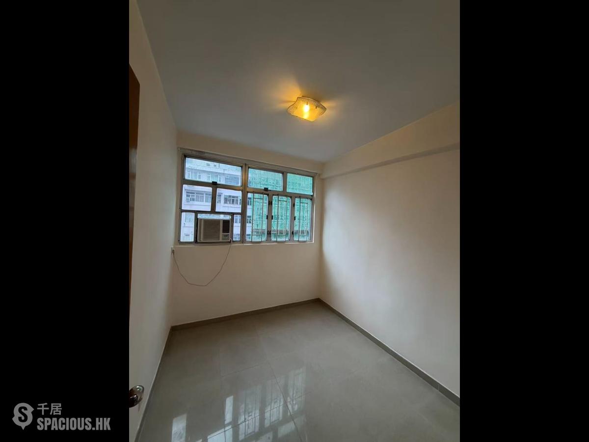 Wan Chai - Yee Hing Building 01