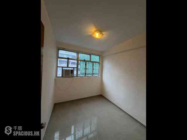 Wan Chai - Yee Hing Building 01