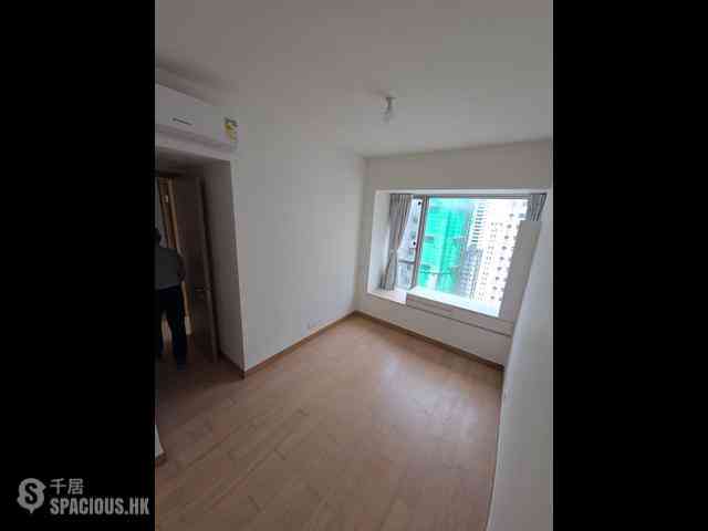 Sai Ying Pun - Island Crest Block 2 05