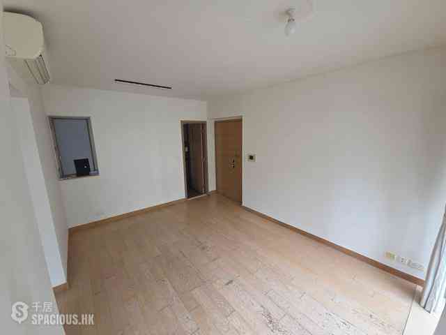 Sai Ying Pun - Island Crest Block 2 06