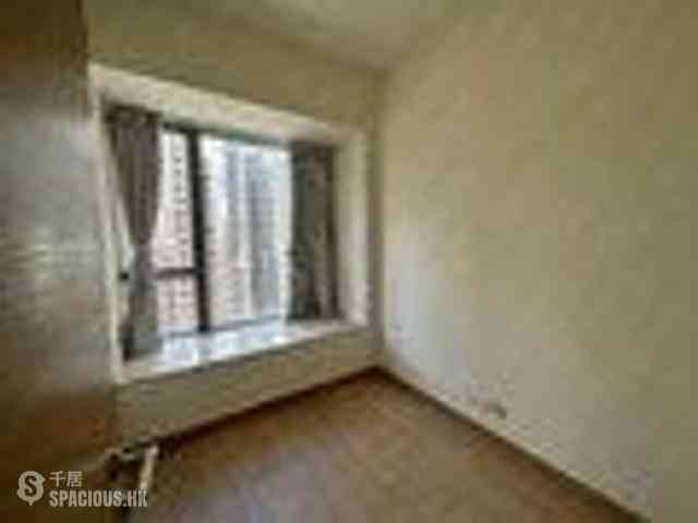 Sai Ying Pun - Island Crest Block 2 05