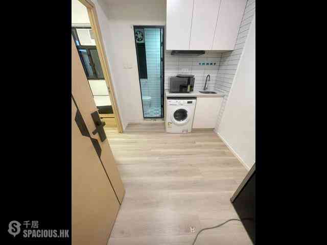 Causeway Bay - Hoi Deen Court 01