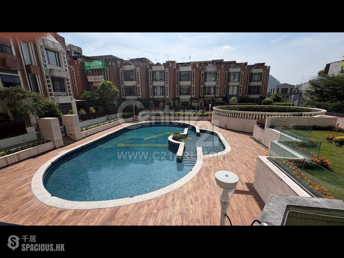 Deep Water Bay - 45, Island Road 01