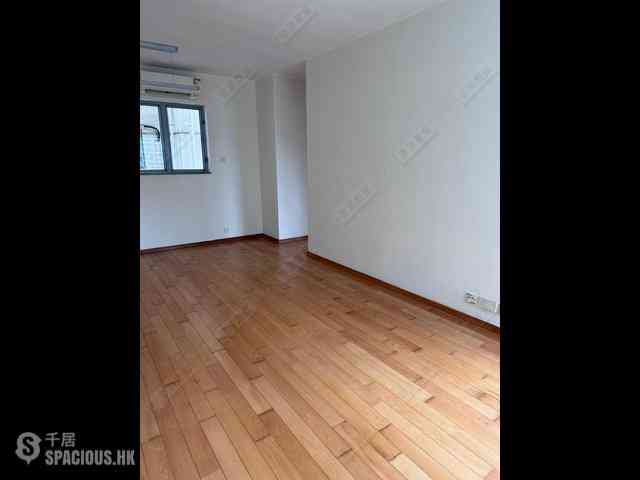 Tung Chung - Seaview Crescent 04