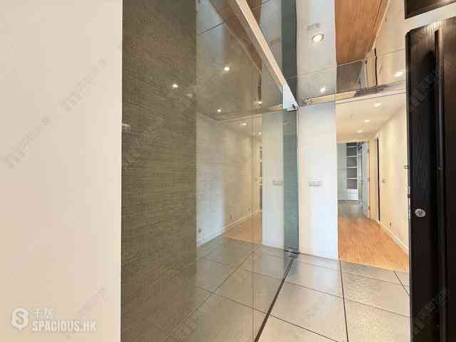 Mid Levels Central - 11, Macdonnell Road 11