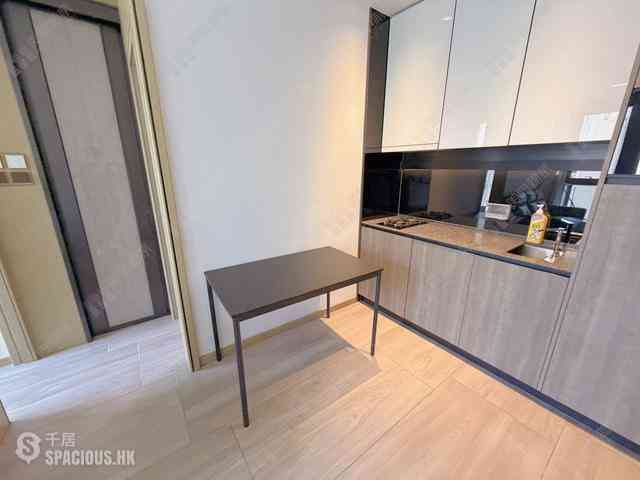 Sai Ying Pun - Two・Artlane 02