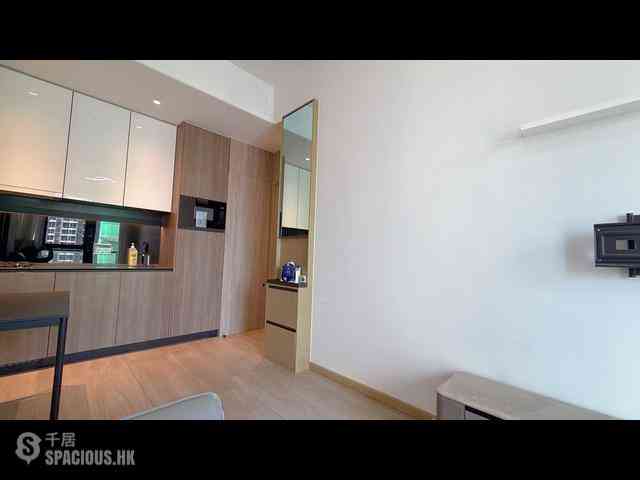 Sai Ying Pun - Two・Artlane 05