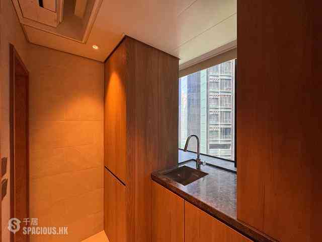 Mid Levels West - The Legacy 10
