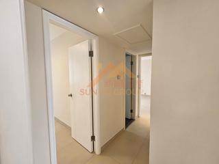 Mid Levels West - Fortune Gardens Block B 12