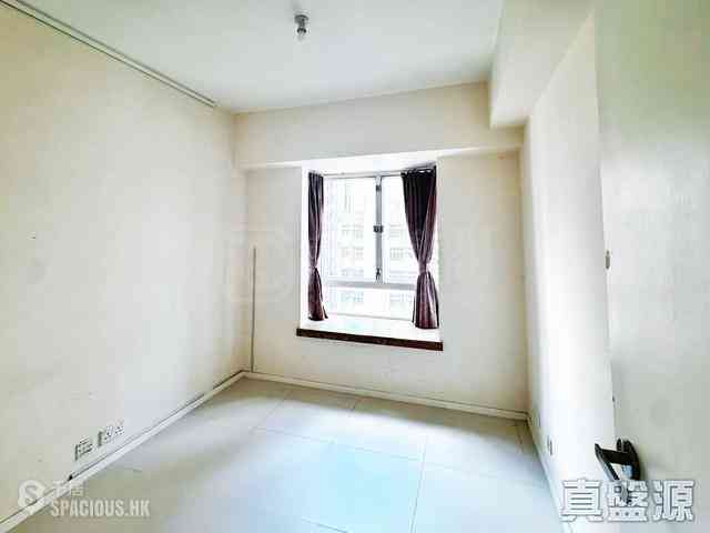 Sai Ying Pun - Wah Fai Court 05