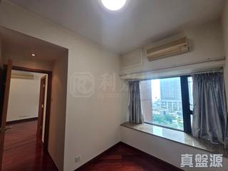 West Kowloon - The Arch Moon Tower (Block 2A) 02