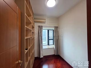 West Kowloon - The Arch Moon Tower (Block 2A) 04