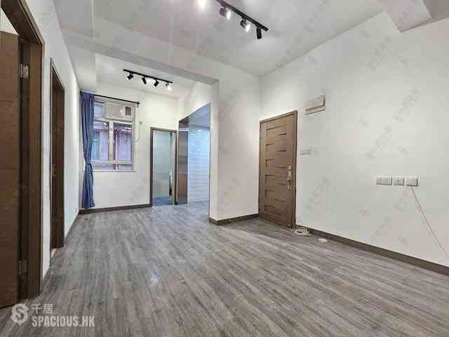 Wan Chai - 1, Swatow Street 02