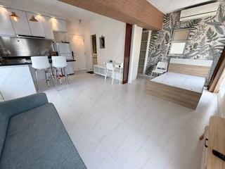 Wan Chai - Manrich Court 04