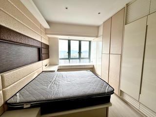 West Kowloon - The Harbourside Block 3 07