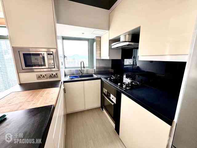 West Kowloon - The Harbourside Block 3 10
