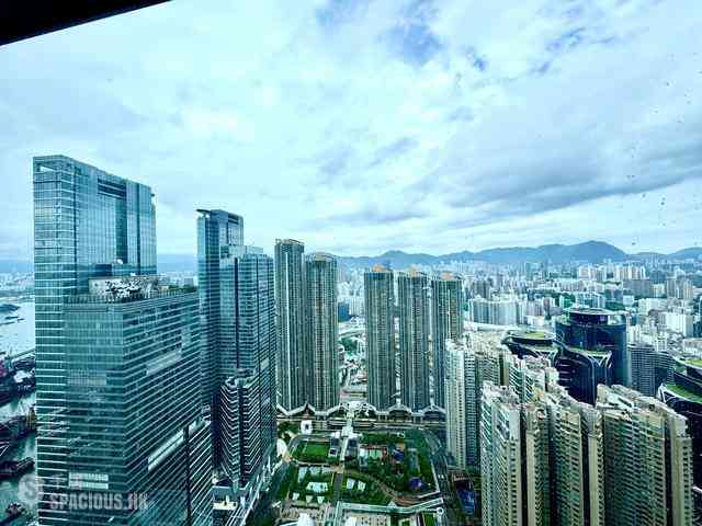 West Kowloon - The Harbourside Block 3 03