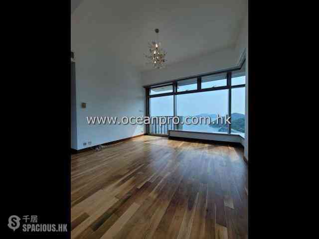 Repulse Bay - Grosvenor Place 04