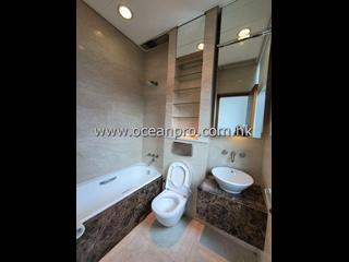 Repulse Bay - Grosvenor Place 10