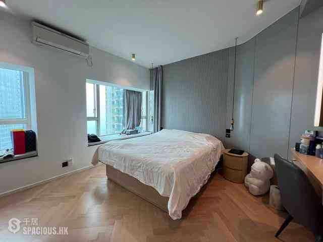 West Kowloon - Sorrento 13