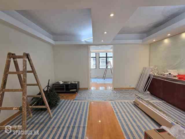 跑马地 - 奕荫街33-35号 01