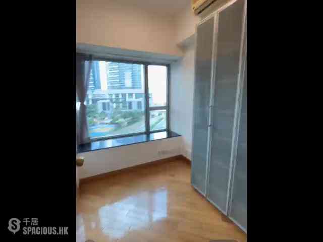 West Kowloon - Sorrento 07