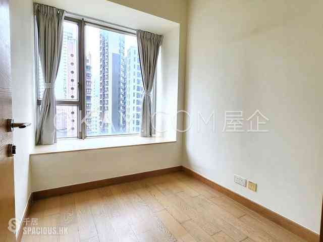 Sai Ying Pun - Island Crest 06