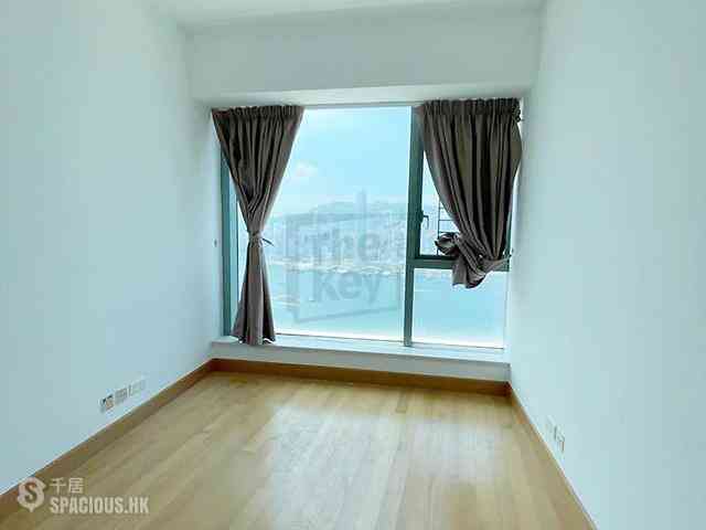 West Kowloon - The Harbourside 09