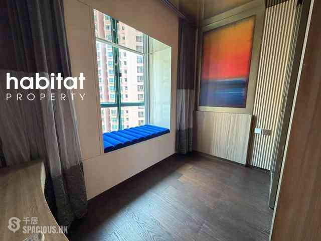 Mid Levels Central - Hillsborough Court Block 2 05