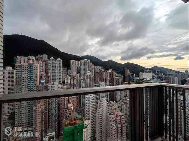 Sai Ying Pun - Island Crest 01