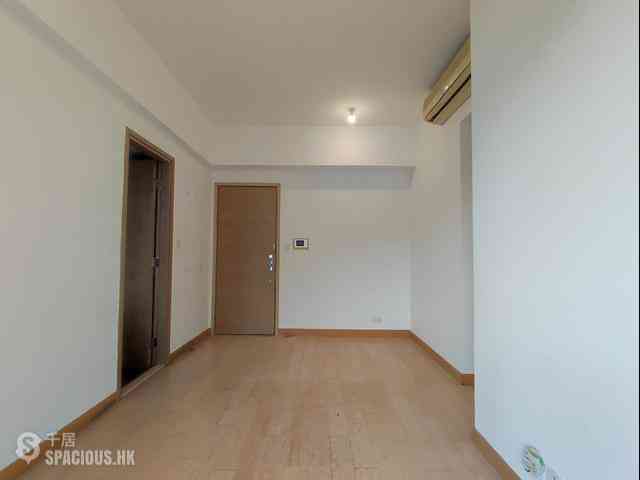 Sai Ying Pun - Island Crest 07