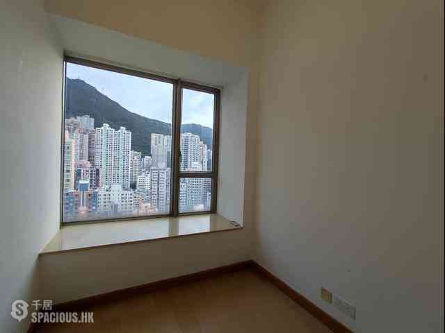 Sai Ying Pun - Island Crest 05