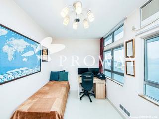 Ap Lei Chau - South Horizons Phase 2 Yee Ngar Court (Block 9) 08