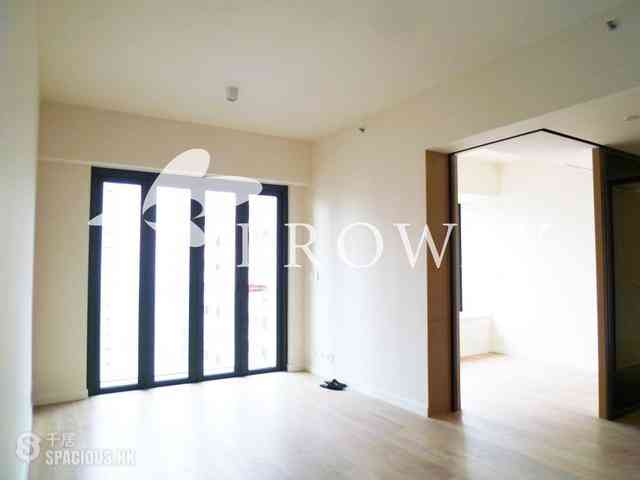 Mid Levels Central - Gramercy 04