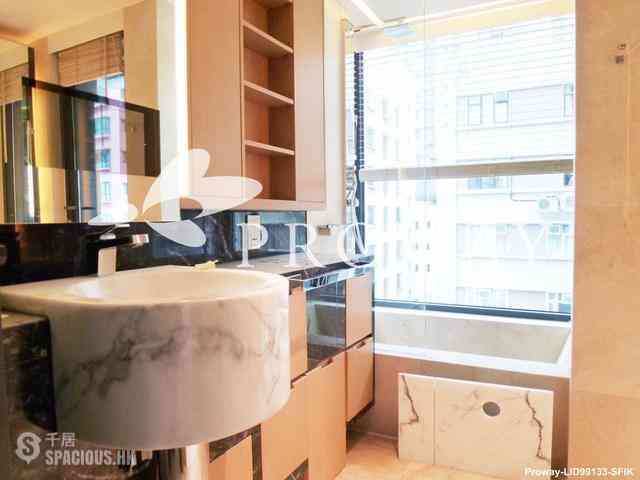 Mid Levels Central - Gramercy 08