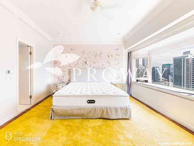 Mid Levels East - Bowen Place 07