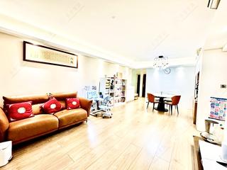 West Kowloon - Sorrento Phase 1 Block 3 02