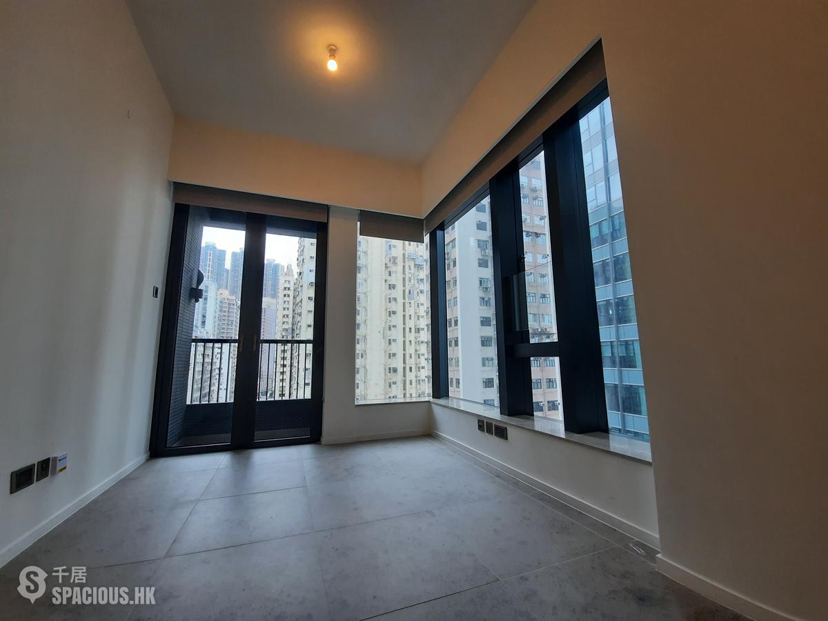 Sai Ying Pun - Bohemian House 01